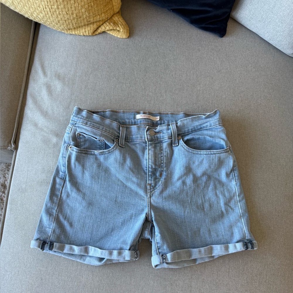 Levis Women's Light blue Jean shorts